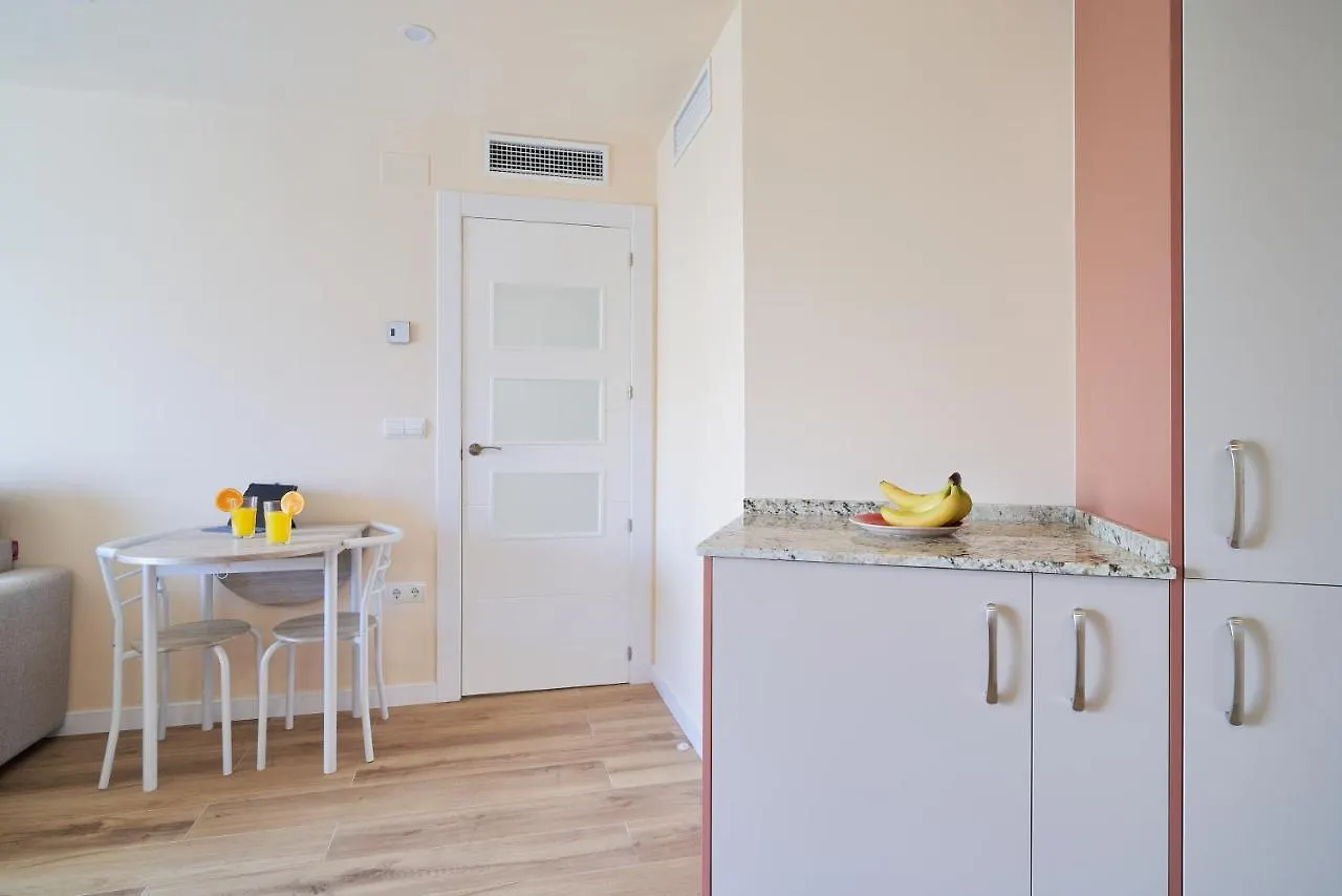 בנאלמדנה Apartamento Happy Days- Diana 1 דירה