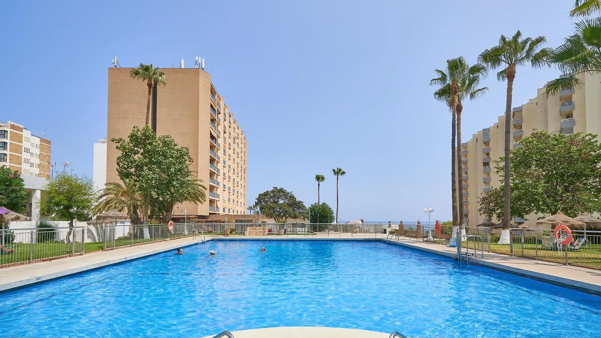 דירה בנאלמדנה Apartamento Happy Days- Diana 1