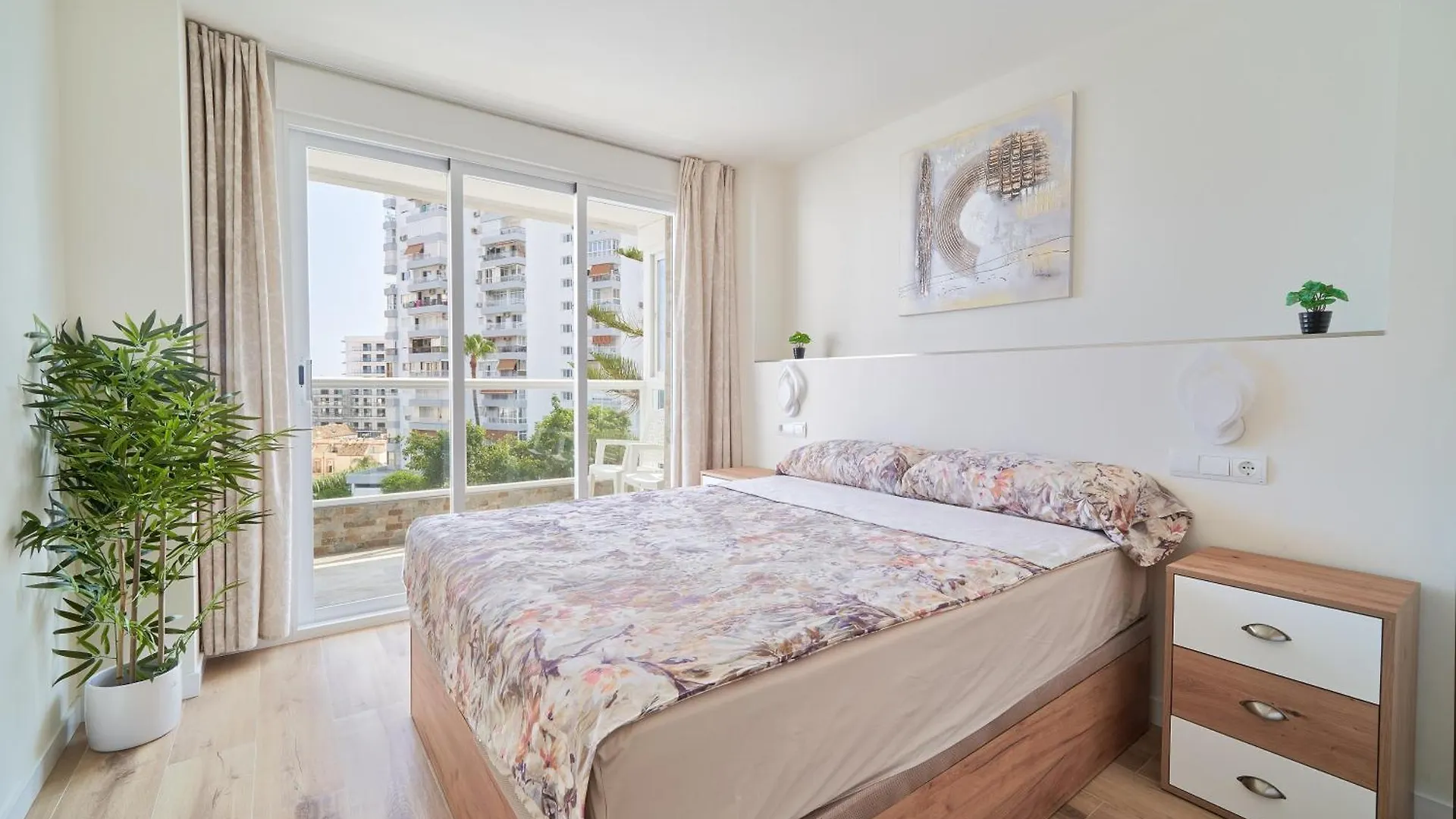 בנאלמדנה Apartamento Happy Days- Diana 1
